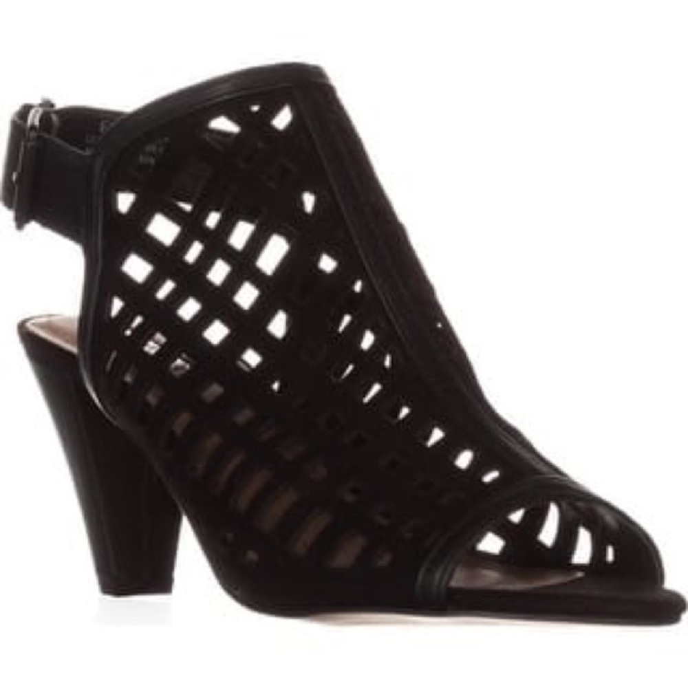 NWT TAHARI SLINGBACK HEELS